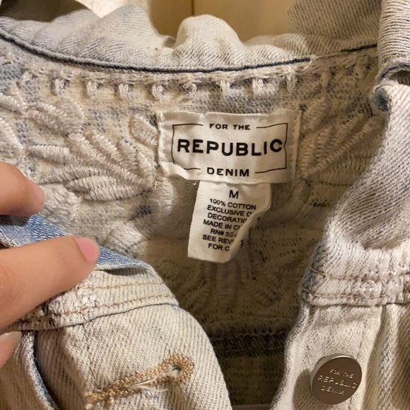 Denim jacket - Picture 2 of 6